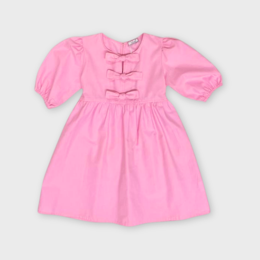 Vestido con tres moños