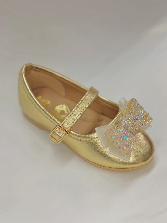 Balerina con moño y hebilla